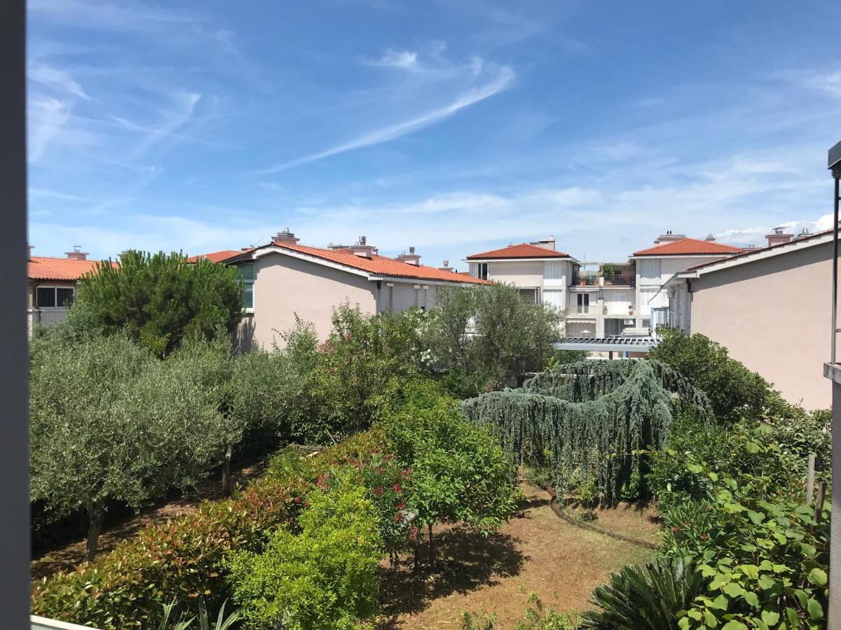Appartamento Sonce Izola Esterno foto